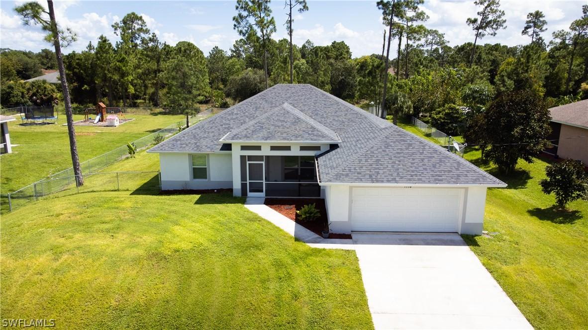 1114 Thompson Ave., Lehigh Acres, FL 33972
