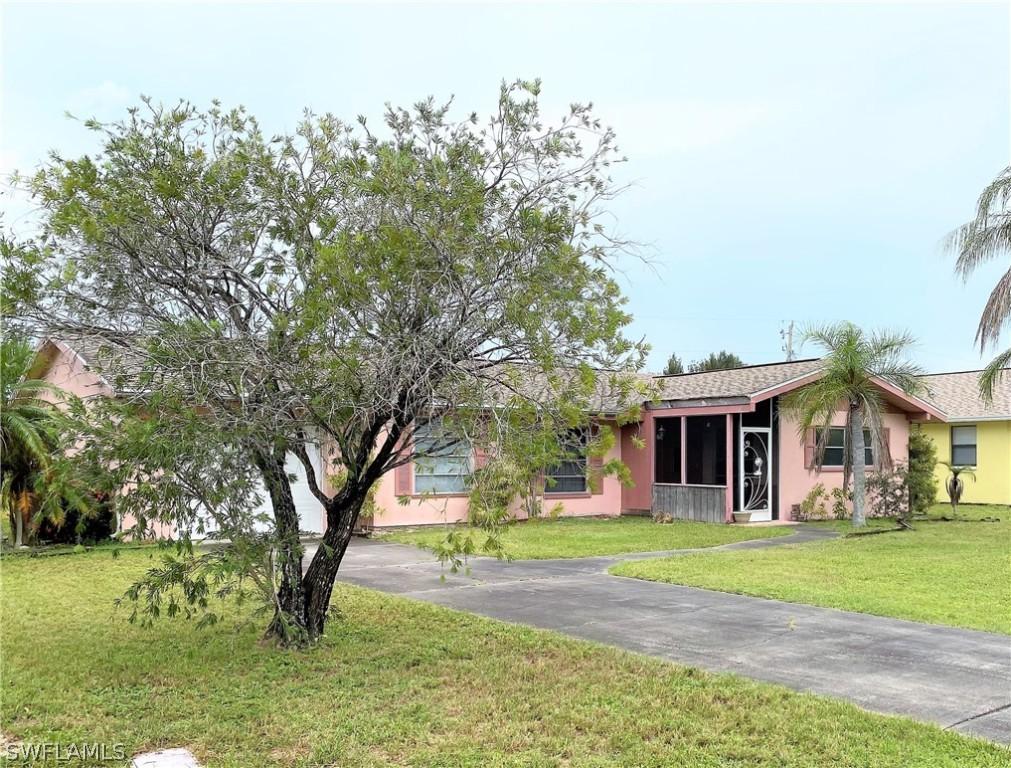 322 SW 23rd Ter., Cape Coral, FL 33991