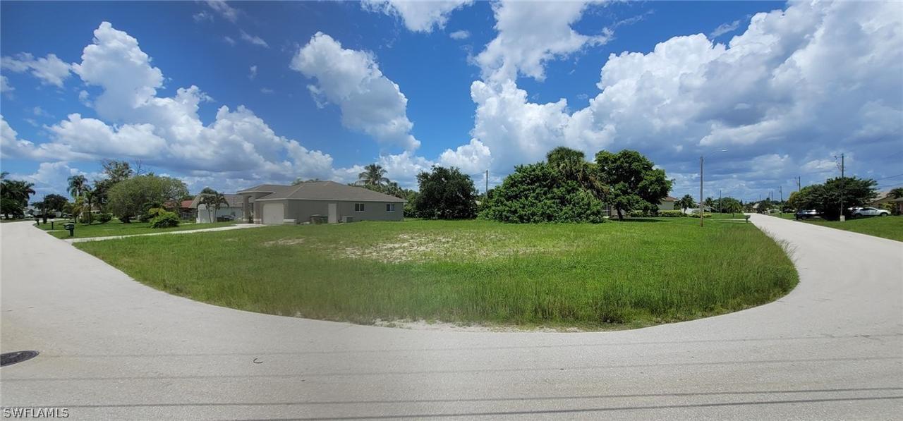 205 NE 21st Ave., Cape Coral, FL 33909