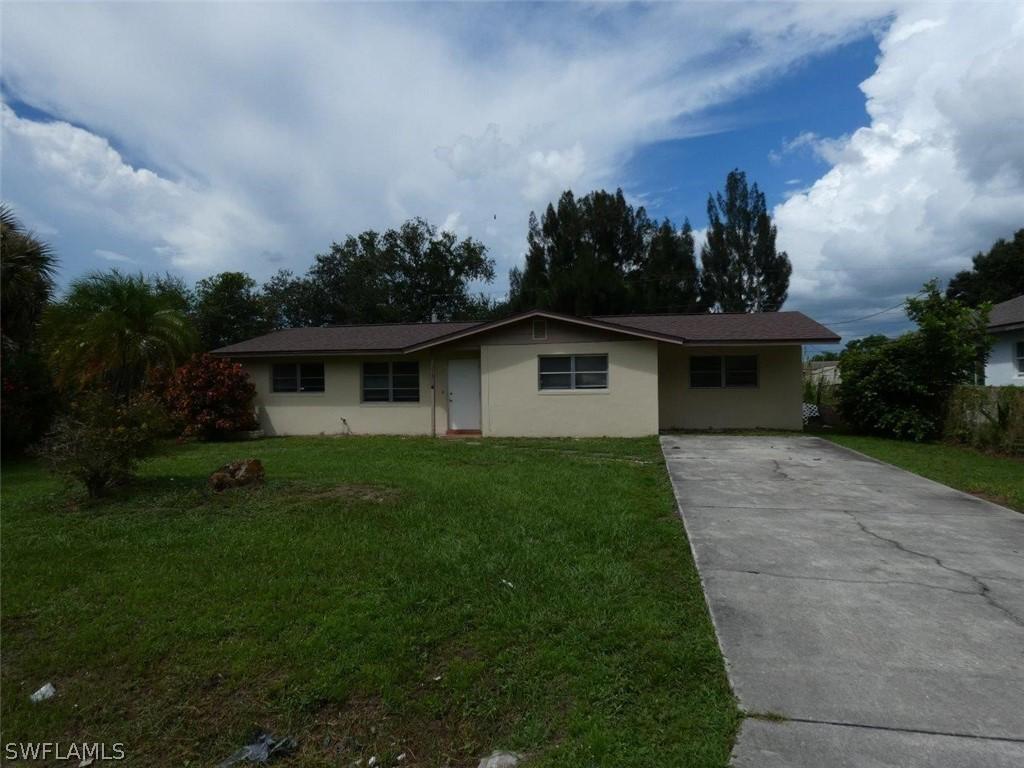 313 Louise Ave., Fort Myers, FL 33916