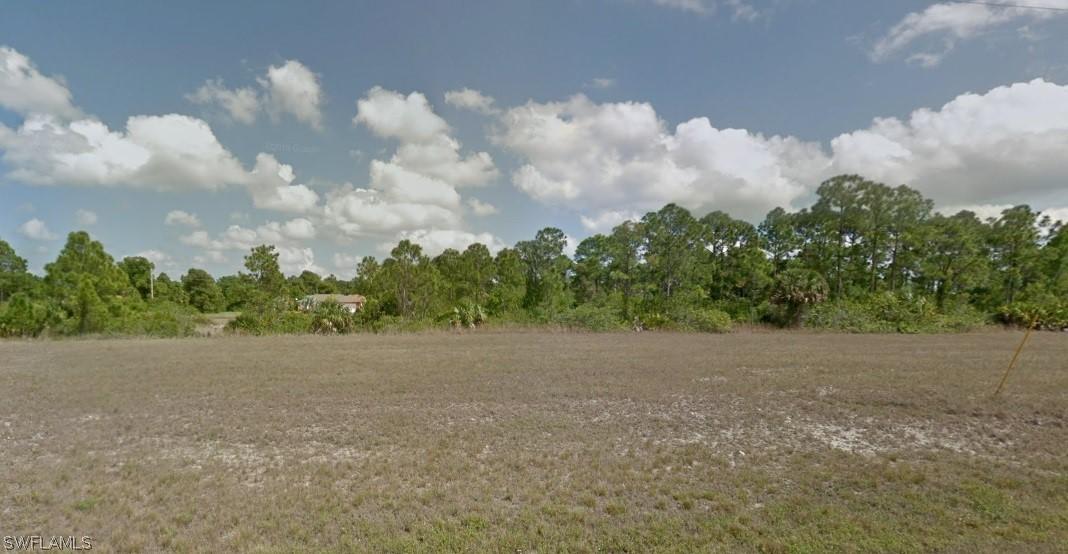 3725 NE 14th Pl., Cape Coral, FL 33909