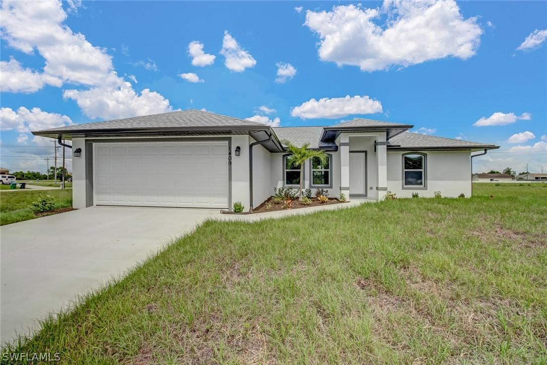 929 NE 2nd Pl., Cape Coral, FL 33909