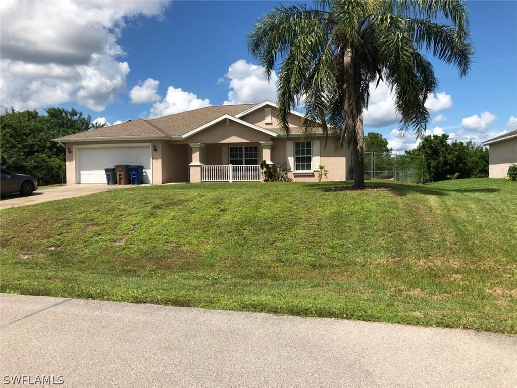 3208 13th St., Lehigh Acres, FL 33971
