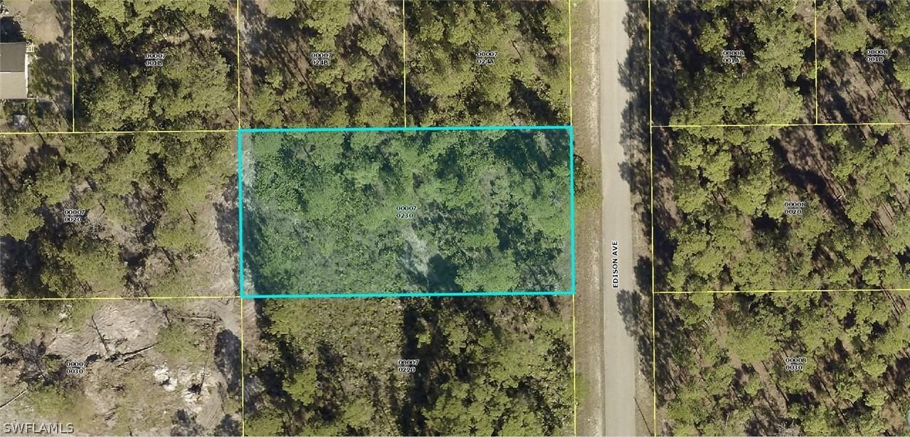1621 Edison Ave., Lehigh Acres, FL 33972