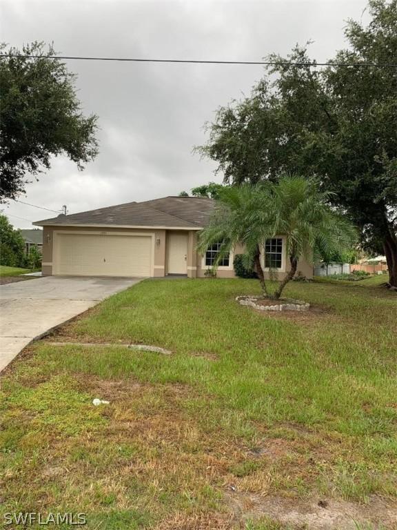 1005 Chapel Ave., Lehigh Acres, FL 33971