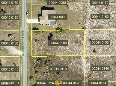1504 Roosevelt Ave., Lehigh Acres, FL 33972