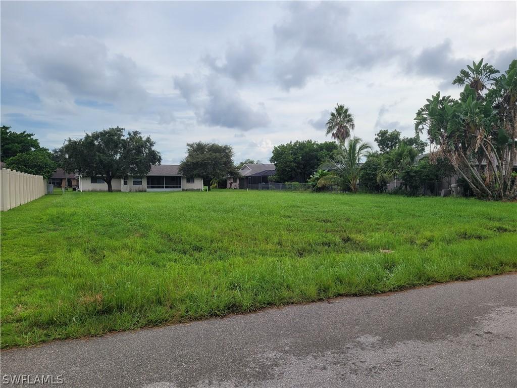 1114 SE 18th Ter., Cape Coral, FL 33990