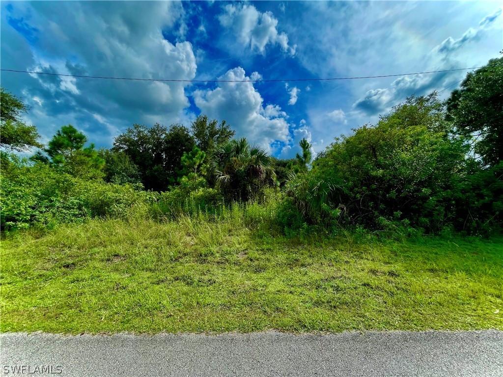 2904 E 19th St., Lehigh Acres, FL 33972
