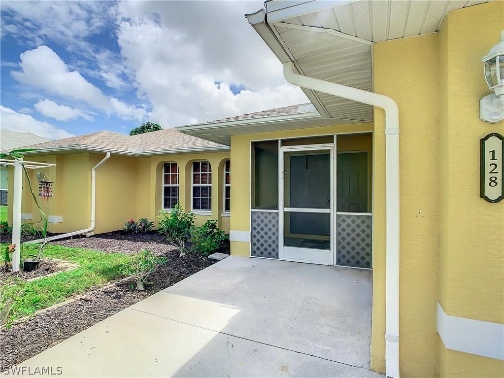 128 SE 21st St., Cape Coral, FL 33990