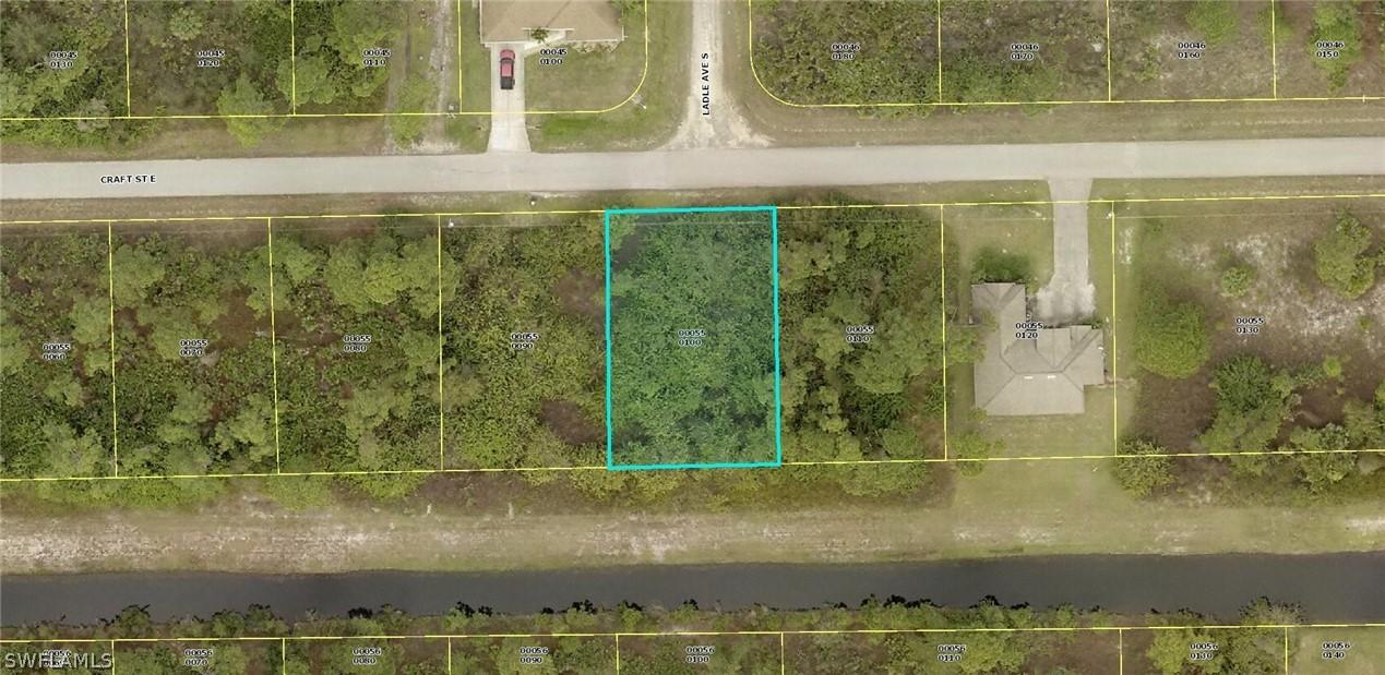 1124 Craft St., Lehigh Acres, FL 33974