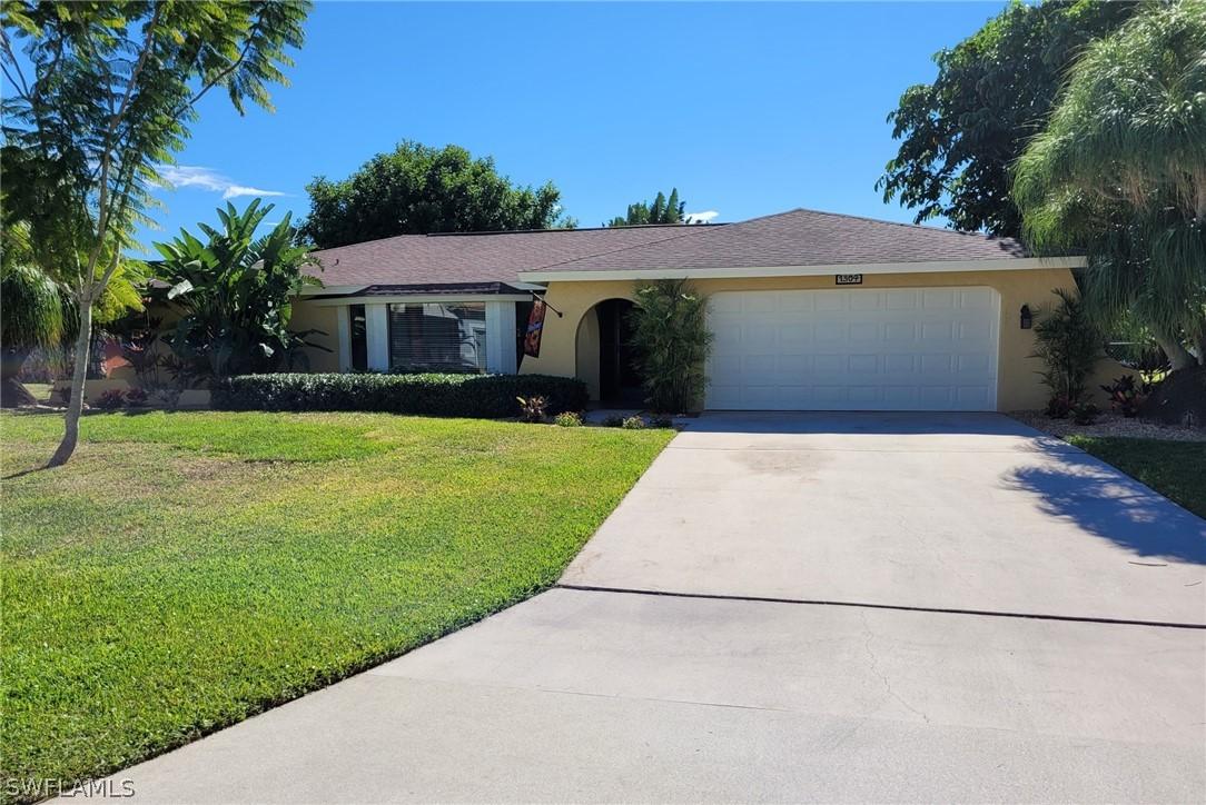 1304 SE 29th Ter., Cape Coral, FL 33904