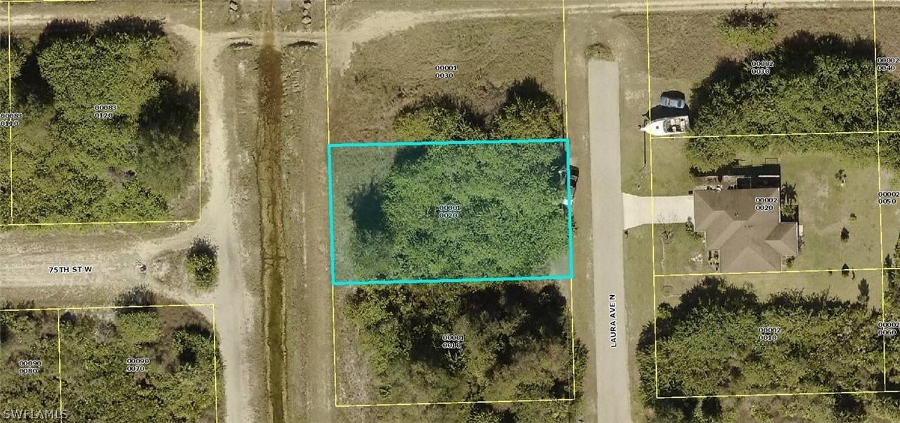 7503 Laura Ave., Lehigh Acres, FL 33971