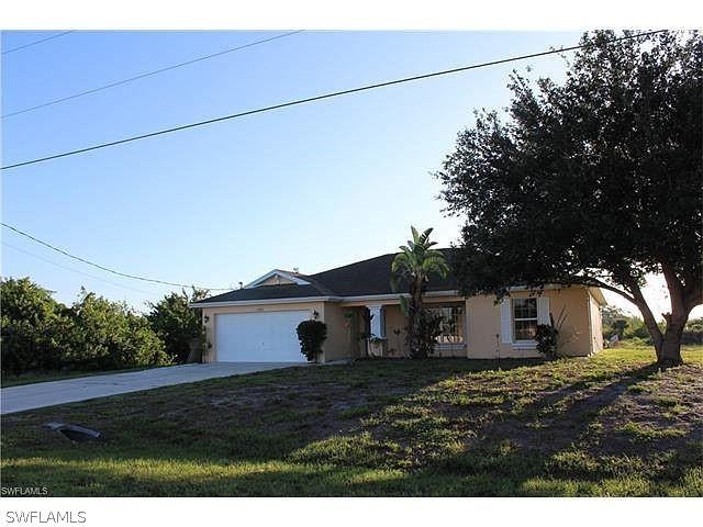 1024 Cavanagh Ave., Lehigh Acres, FL 33971