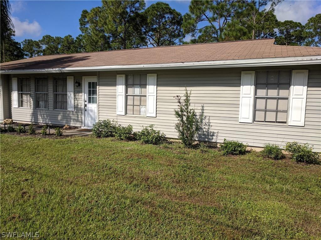 819 Williams Ave., Lehigh Acres, FL 33972