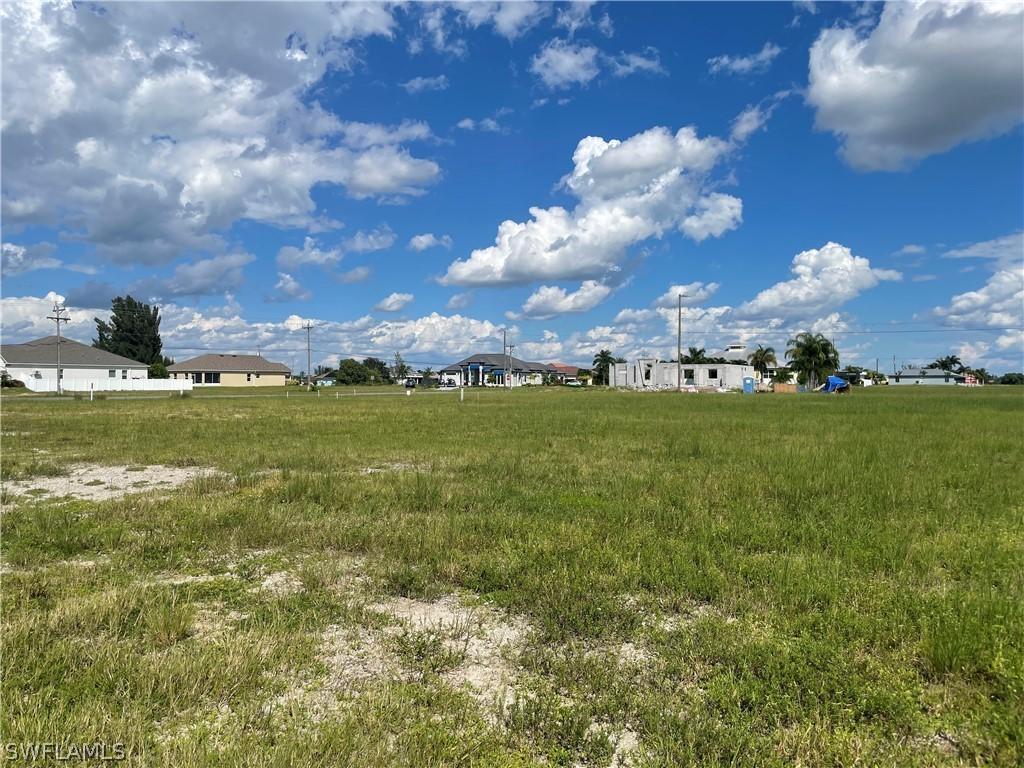 9 SW 35th Pl., Cape Coral, FL 33991