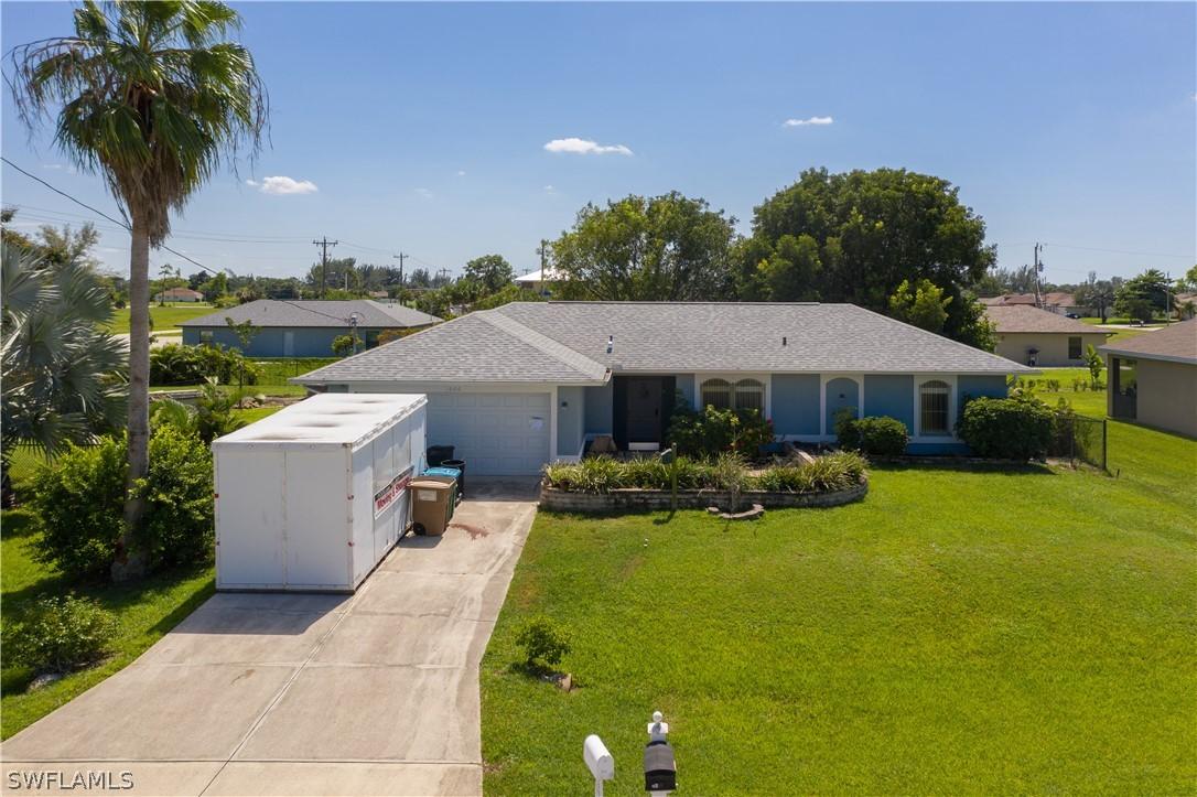 1606 SW 14th Ter., Cape Coral, FL 33991