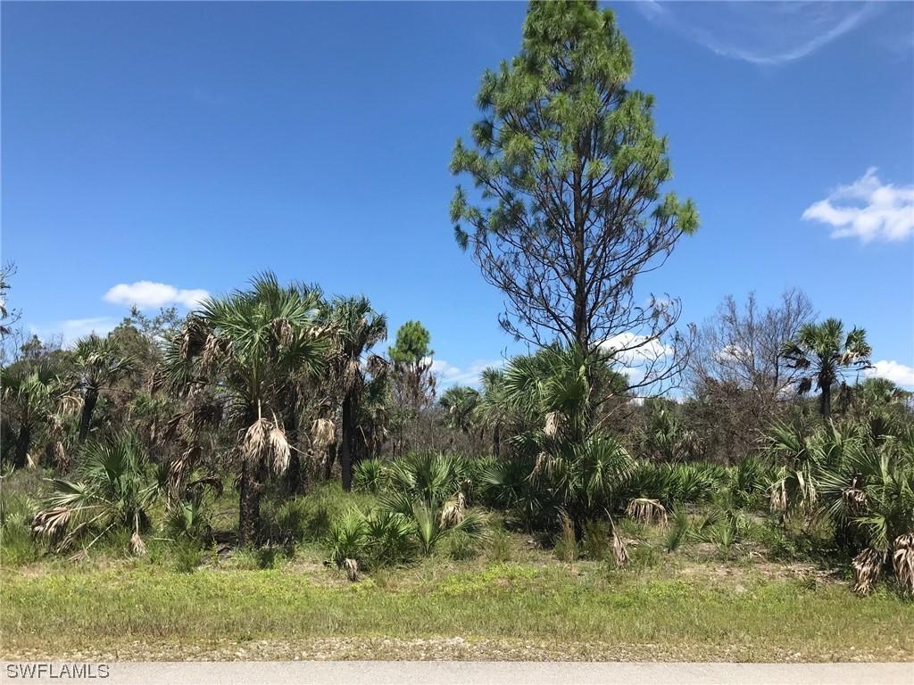 16th Ave., Naples, FL 34120