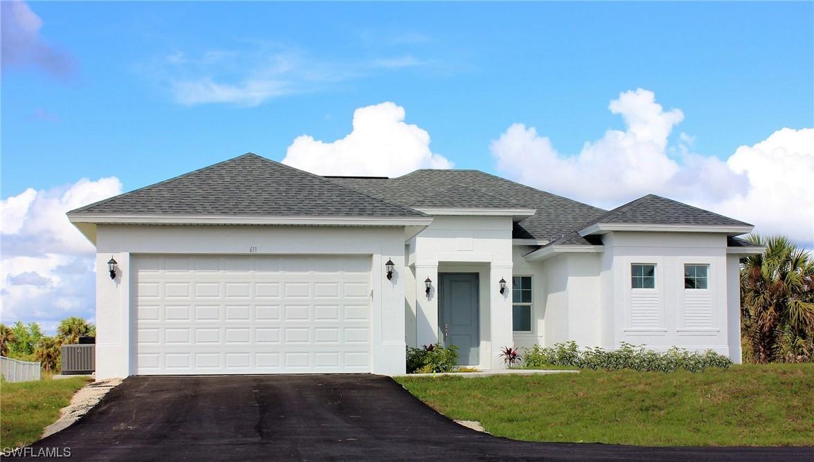 3236 6th Ave., Naples, FL 34120