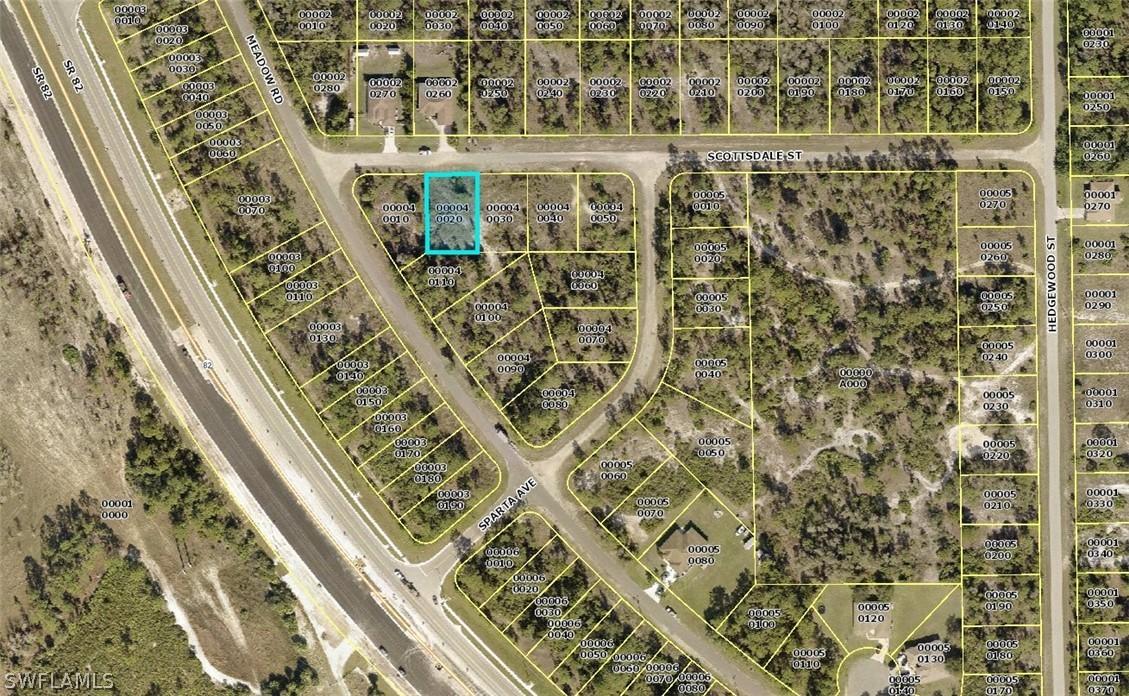 412 Scottsdale St., Lehigh Acres, FL 33974
