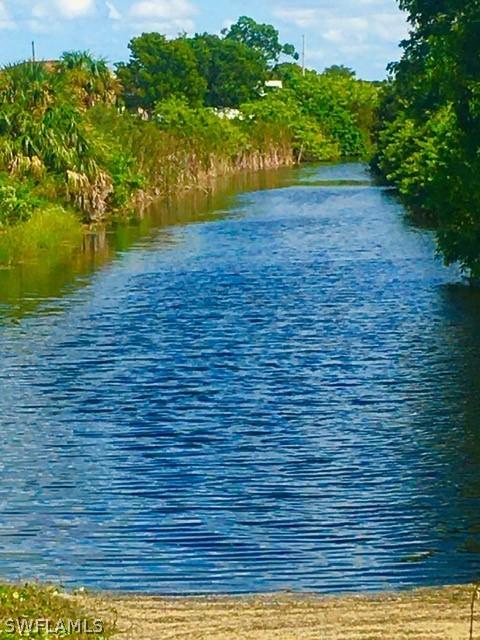 1319 NE 17th Ave., Cape Coral, FL 33909