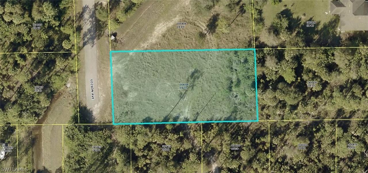 400 Edison Ave., Lehigh Acres, FL 33972
