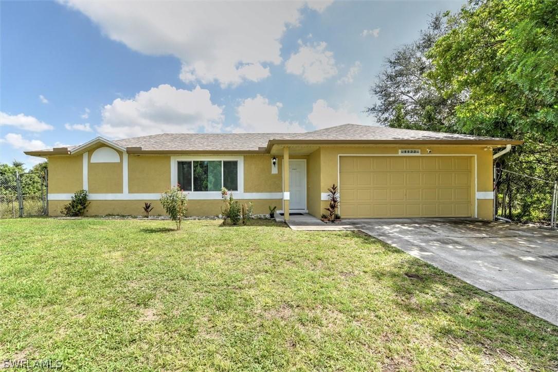 1122 Canton Ave., Lehigh Acres, FL 33972