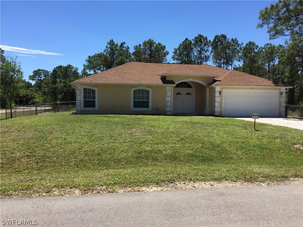 944 Berg St., Lehigh Acres, FL 33974