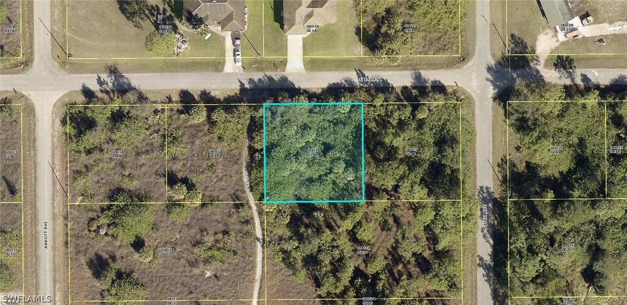 4404 E 19th St., Lehigh Acres, FL 33972