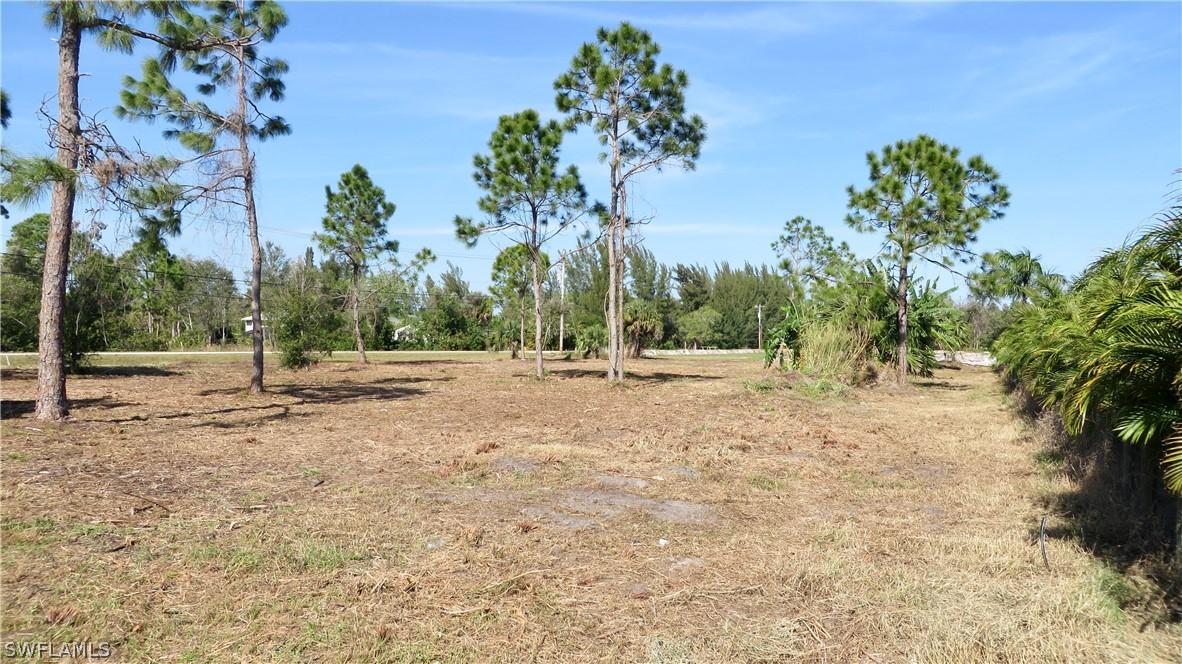 6490 Meadow Ln., Bokeelia, FL 33922