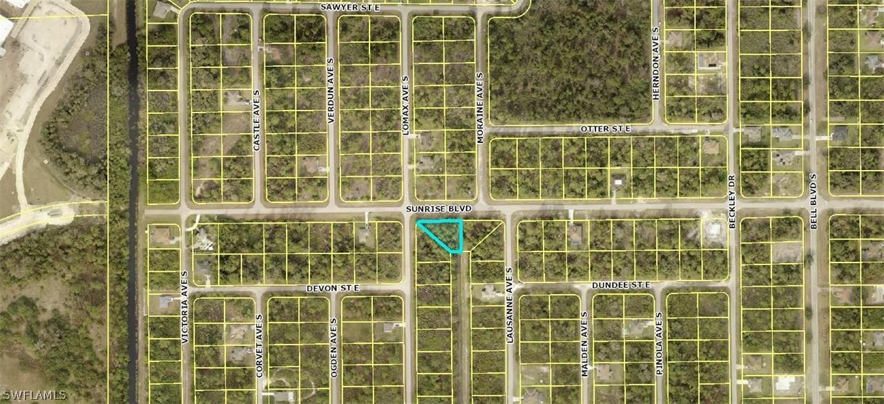 724 Sunrise Blvd., Lehigh Acres, FL 33974