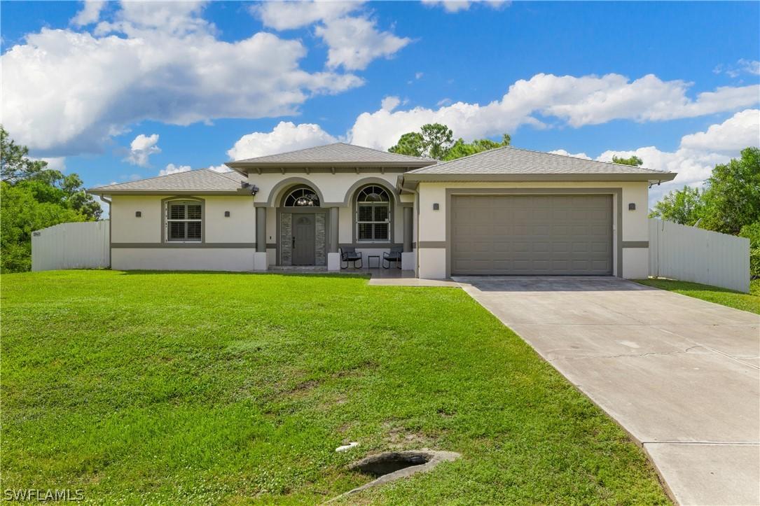 1084 Norton Ave., Lehigh Acres, FL 33974