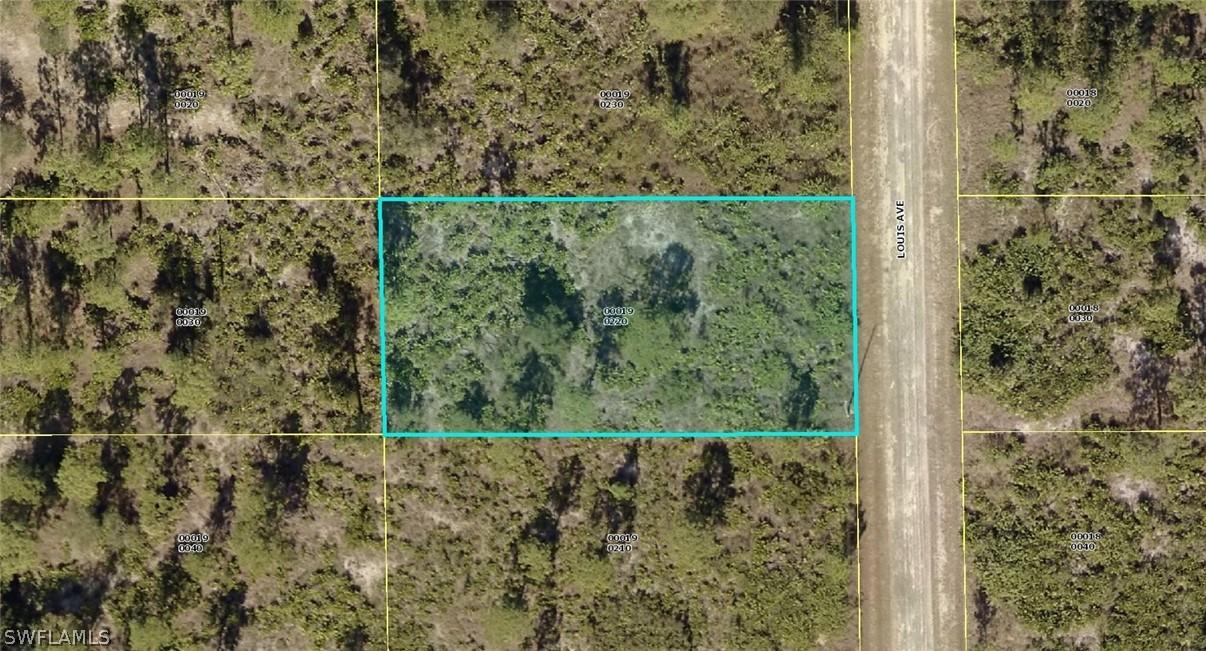 519 Louis Ave., Lehigh Acres, FL 33972