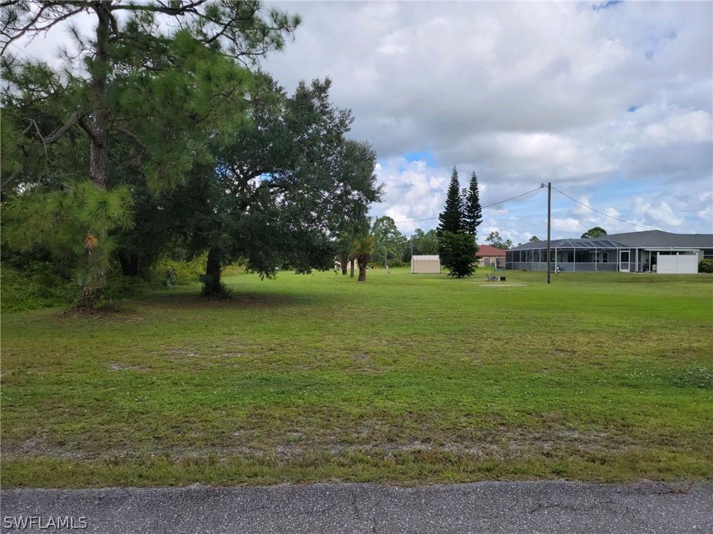 4305 E 13th St., Lehigh Acres, FL 33972