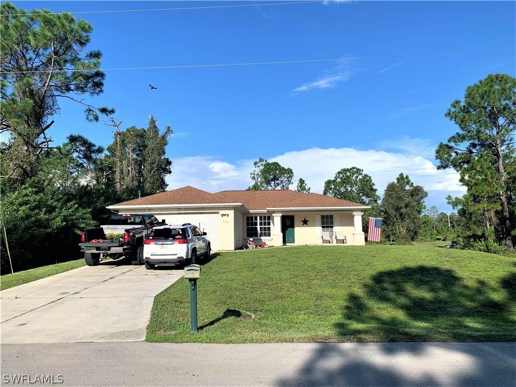 934 Aletha Ave., Lehigh Acres, FL 33974