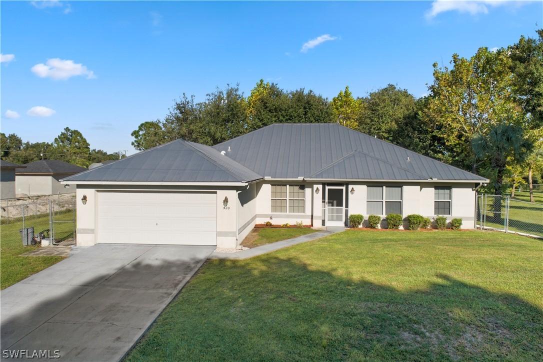 420 Desoto Ave., Lehigh Acres, FL 33972