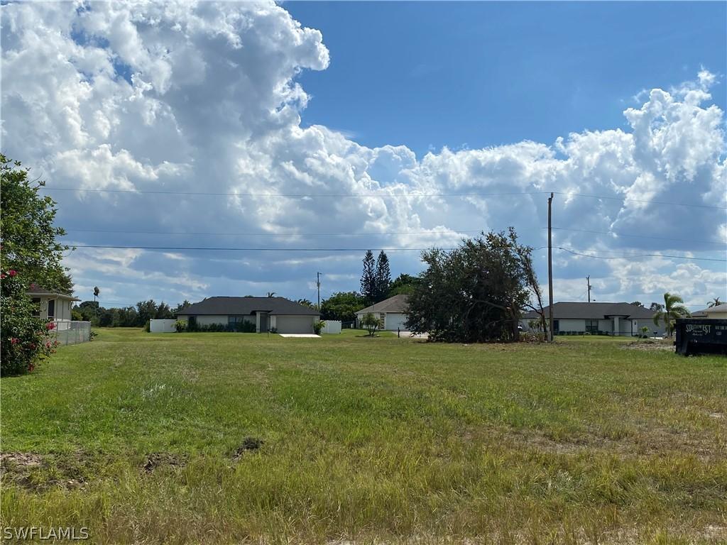 408 NW 7th St., Cape Coral, FL 33993