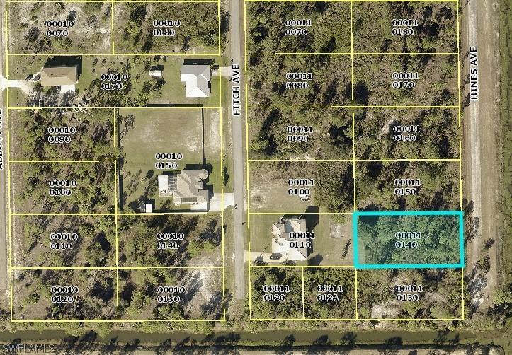 403 Hines Ave., Lehigh Acres, FL 33972