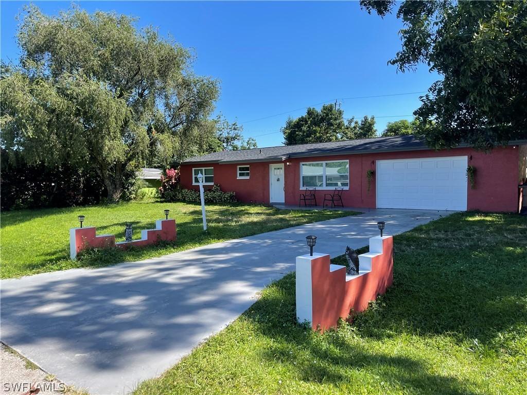 306 Jersey Rd., Lehigh Acres, FL 33936