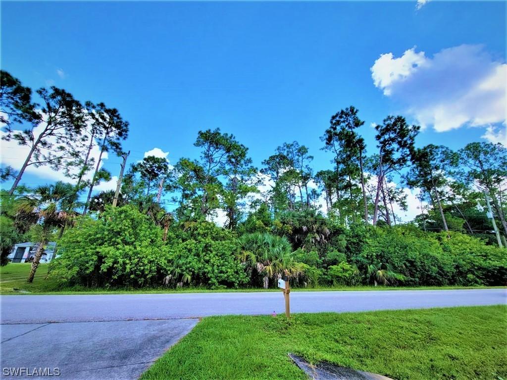 430 7th St., Naples, FL 34117