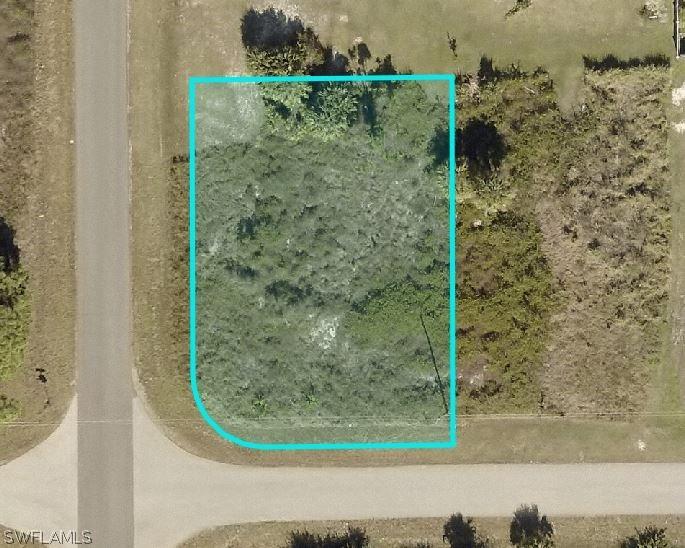 737 Alamo St., Lehigh Acres, FL 33974