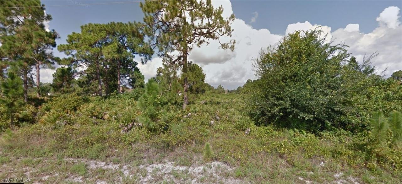 1022 Manikin Ave., Lehigh Acres, FL 33974