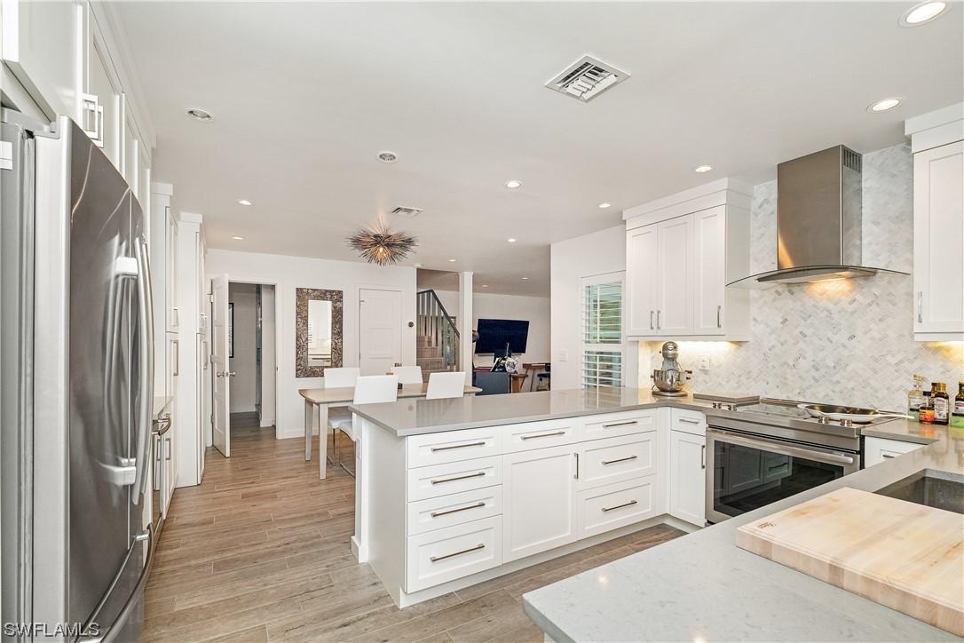 465 Broad Ave. #1D, Naples, FL 34102