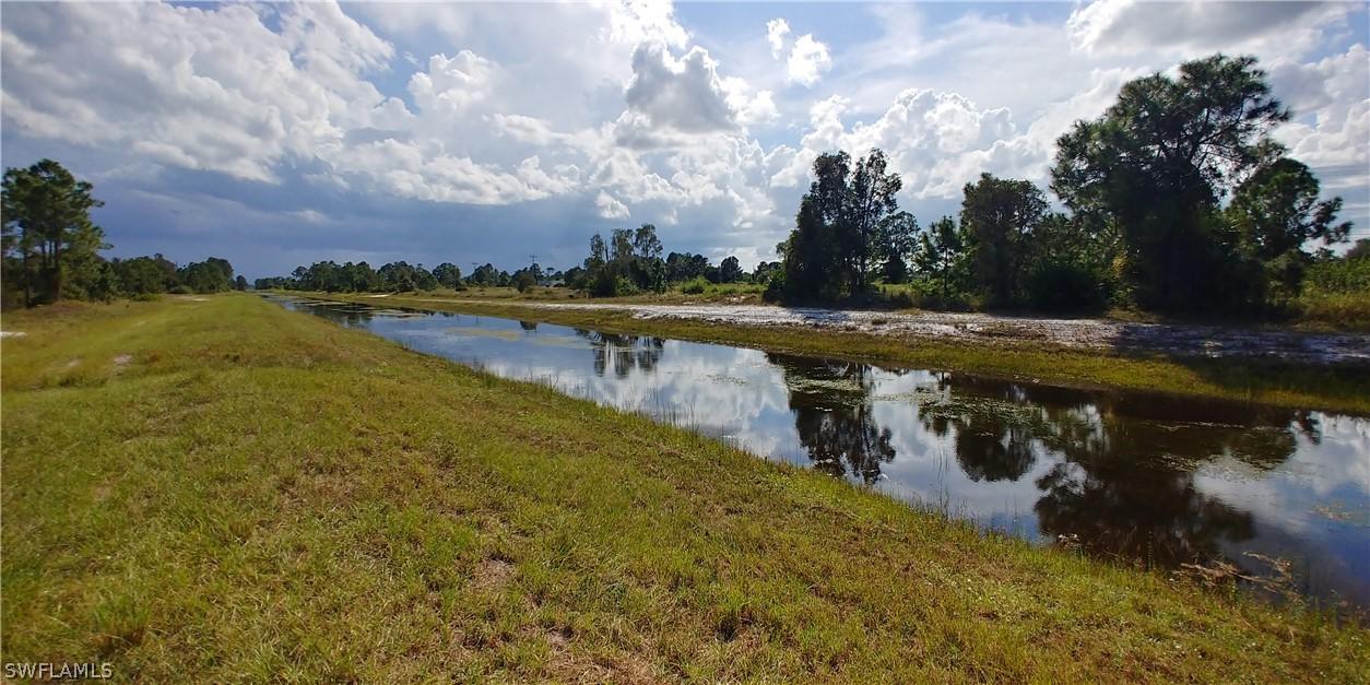 734 Ashley Rd., Lehigh Acres, FL 33974