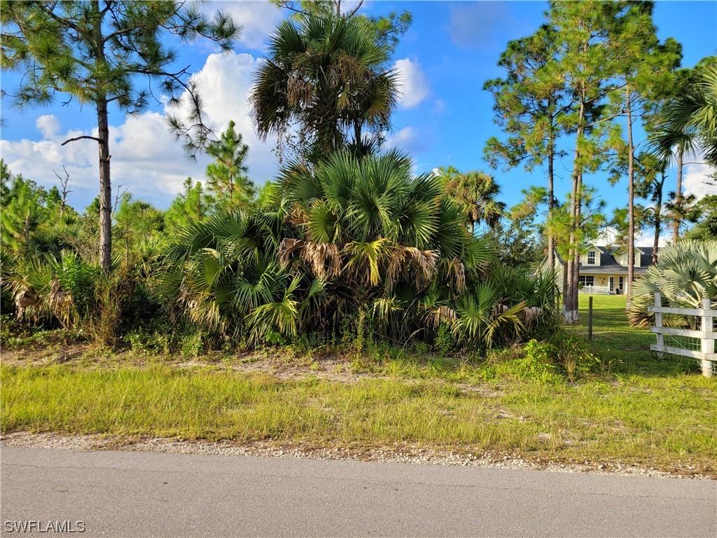 4th Ave., Naples, FL 34120