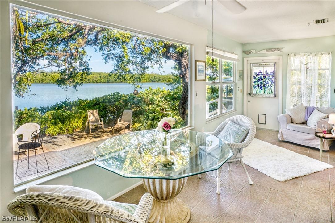 2539 Coconut Dr., Sanibel, FL 33957
