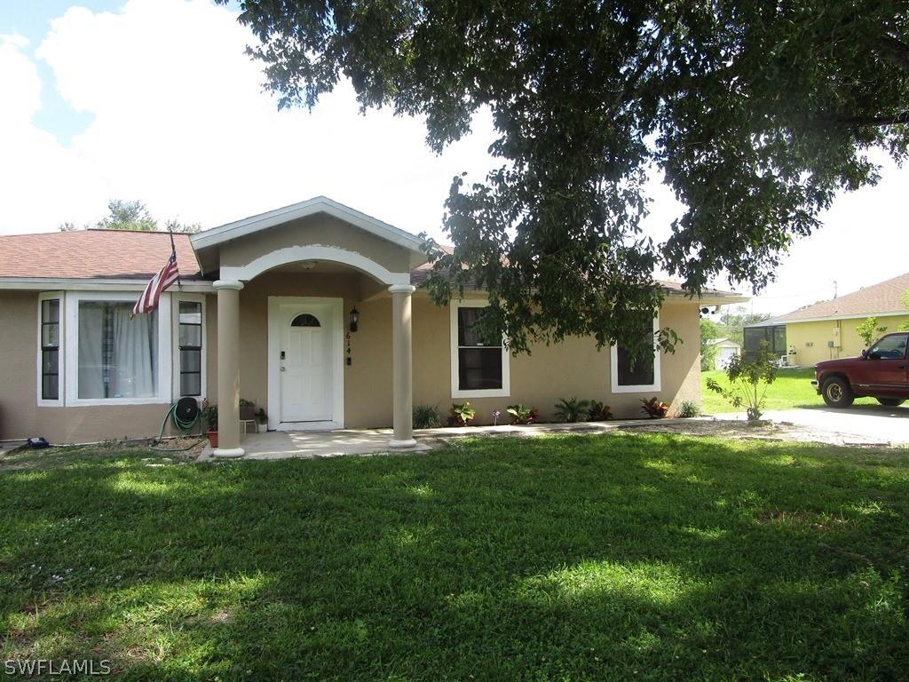 614 Eighth Ave., Lehigh Acres, FL 33972