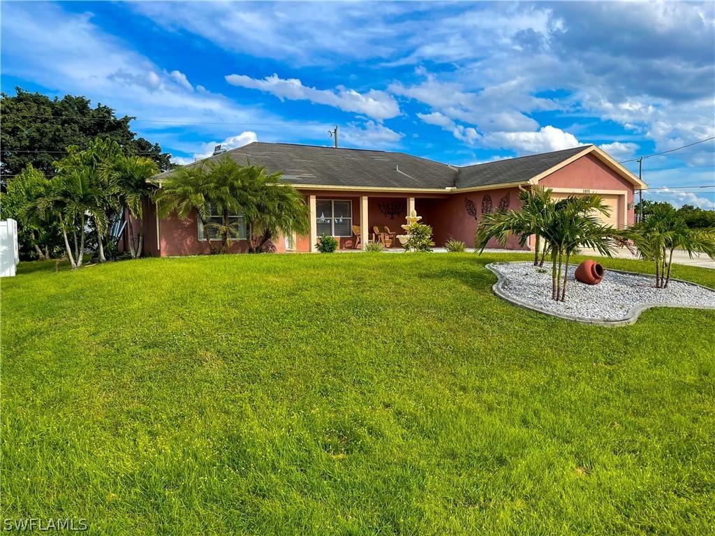 1805 NE 16th Pl., Cape Coral, FL 33909