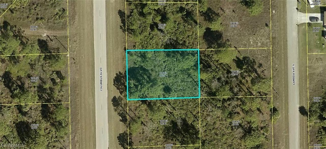 429 Columbus Blvd., Lehigh Acres, FL 33974