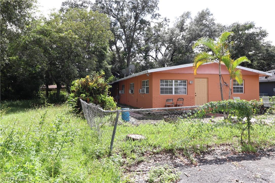 2640-2642 Saint Charles St., Fort Myers, FL 33916
