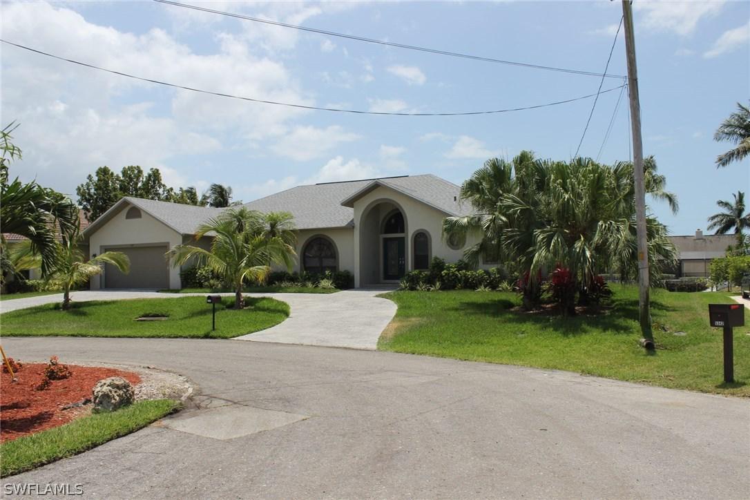 5345 SW 9th Pl., Cape Coral, FL 33914